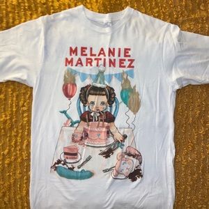 Pity Party #MelanieMartinez graphic tee 🎈